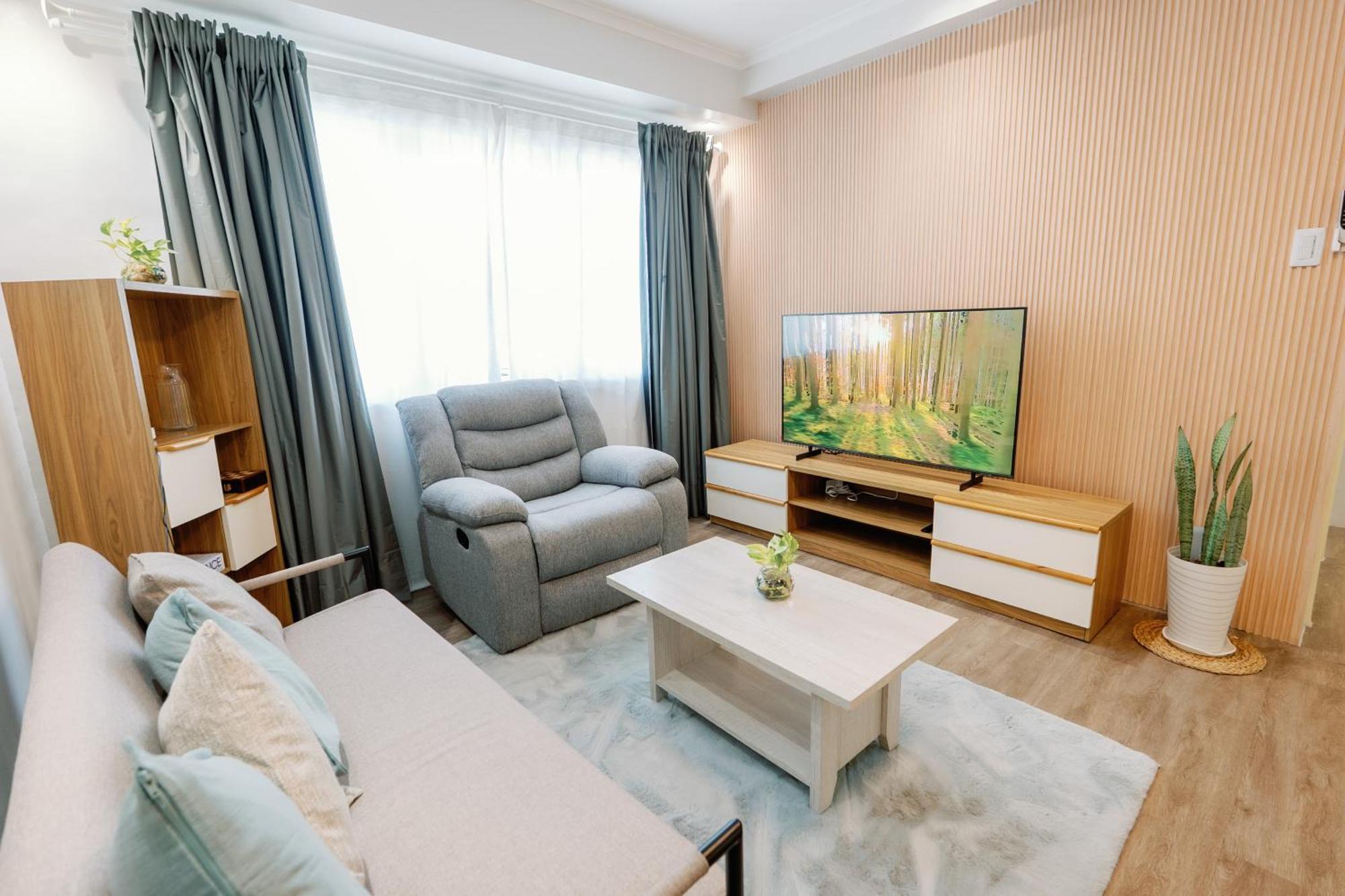 Cozy 2-Bedroom At South Of Market Soma Bgc Near Sm Aura, Market! Market! & Bonifacio High Street Тагиг Экстерьер фото