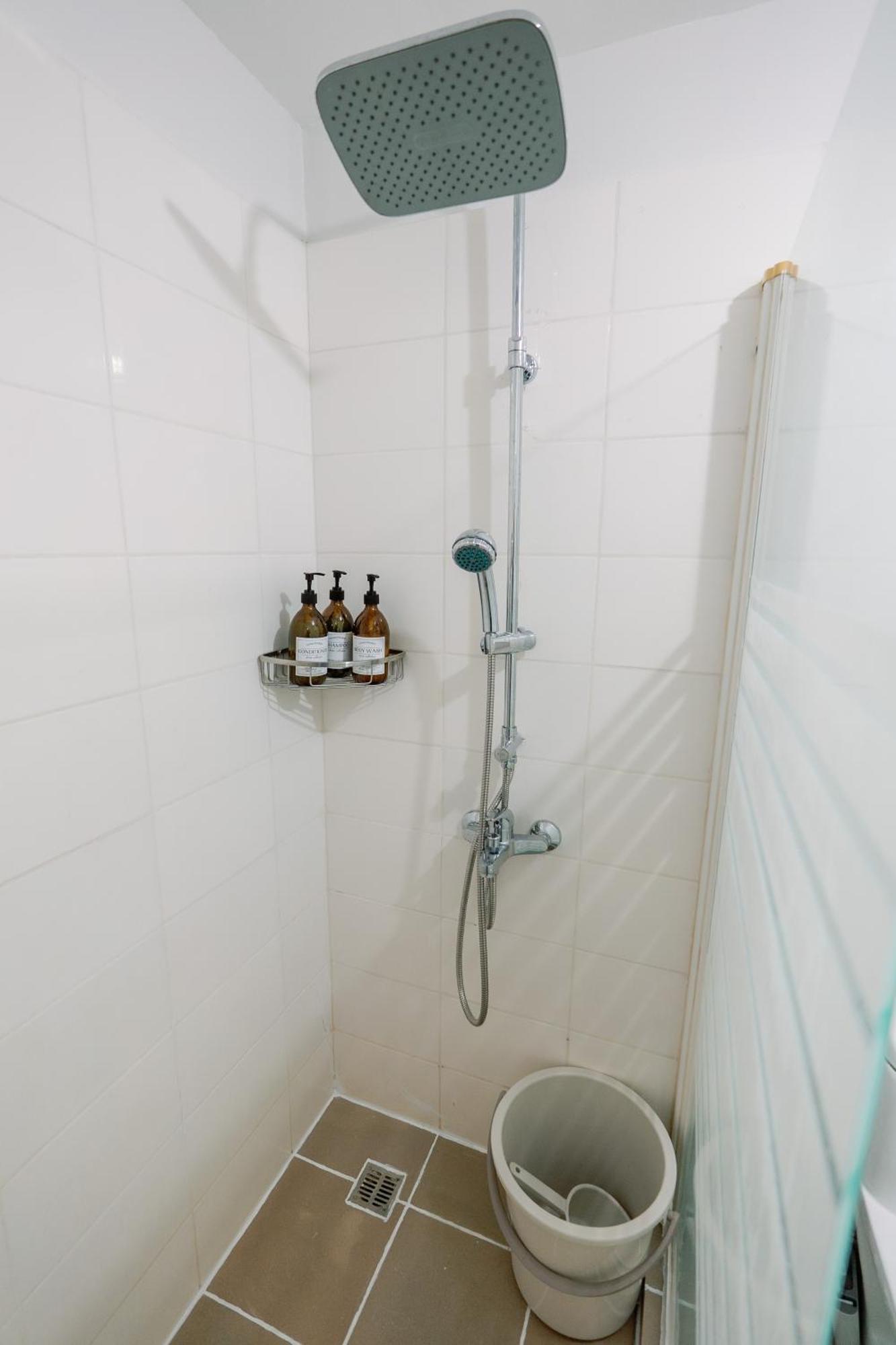 Cozy 2-Bedroom At South Of Market Soma Bgc Near Sm Aura, Market! Market! & Bonifacio High Street Тагиг Экстерьер фото
